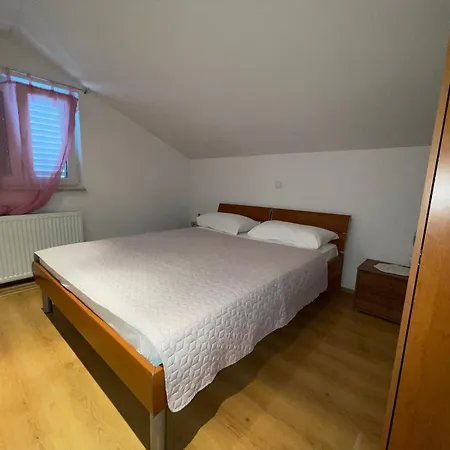 Apartman Sun Seget Vranjica