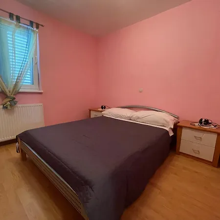 Sun Apartment